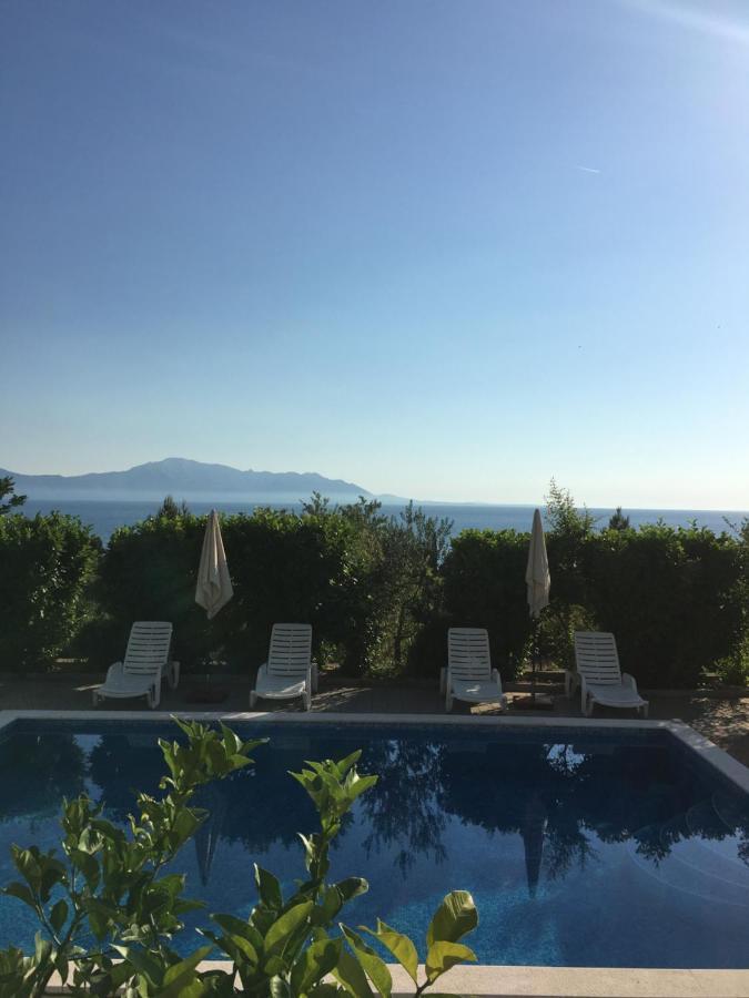 Hotel Lukas Gradac  Eksteriør bilde
