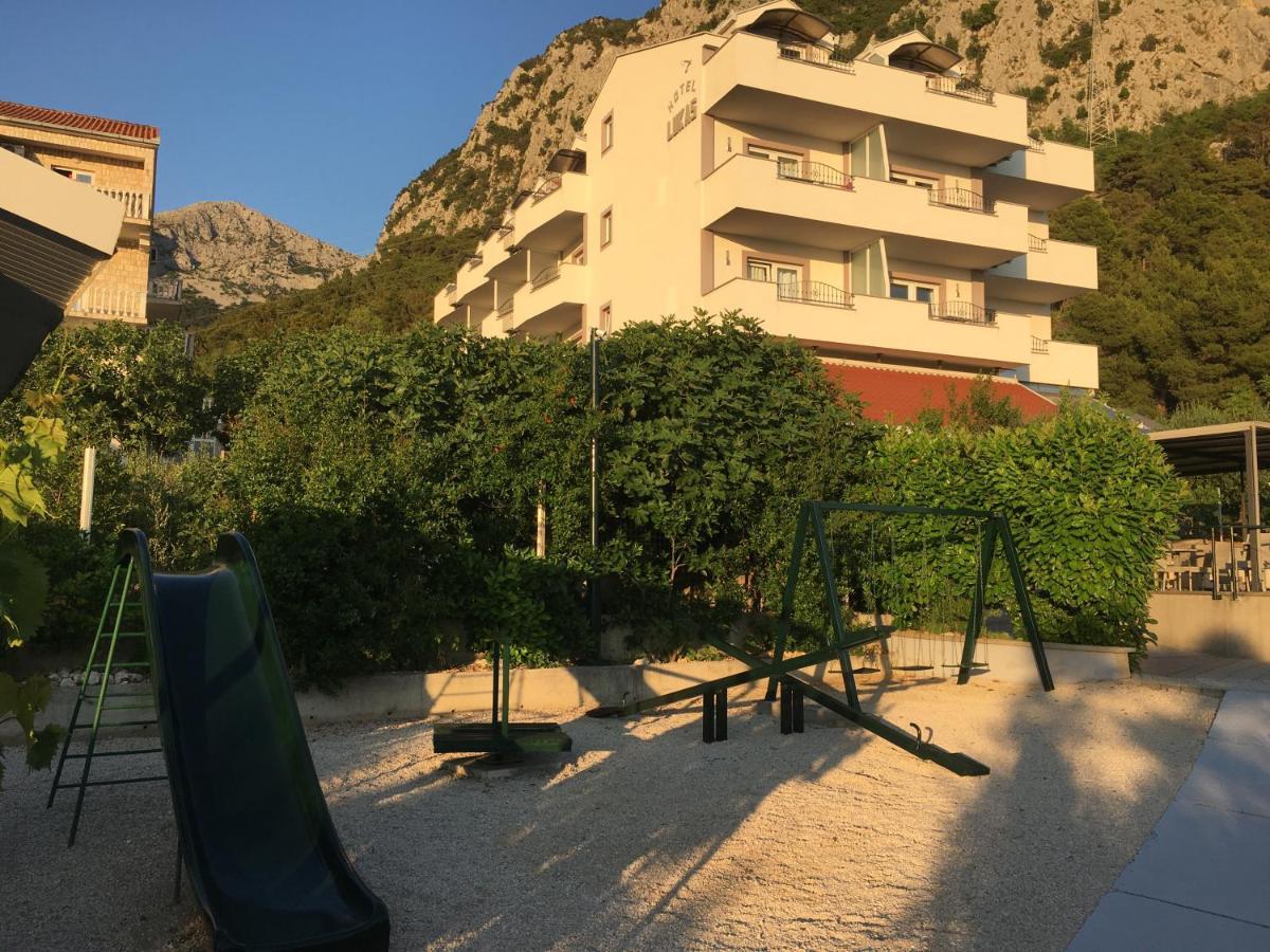 Hotel Lukas Gradac  Eksteriør bilde